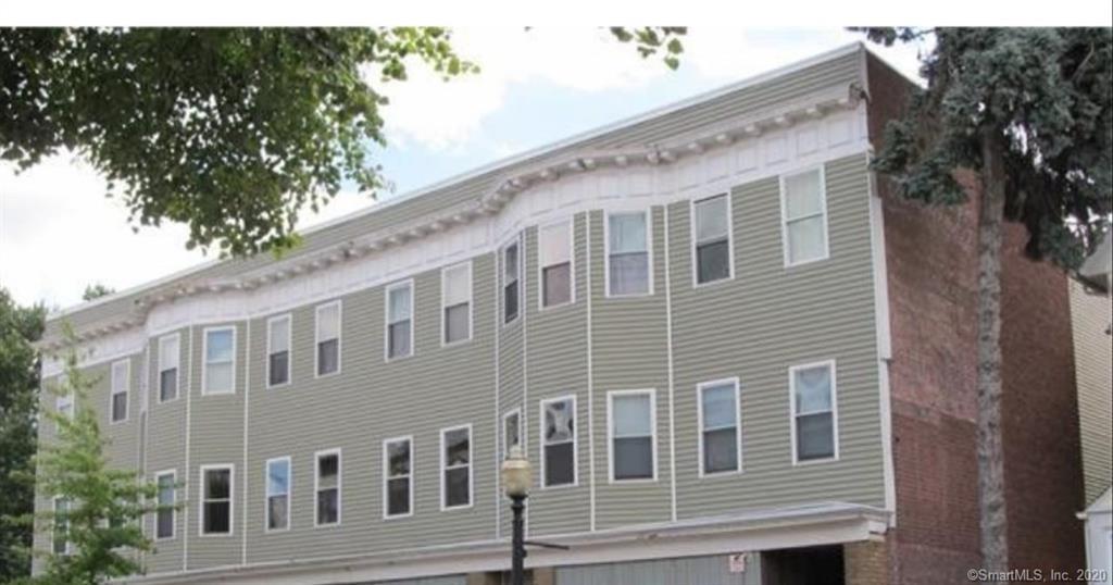 Building Photo - 1410 Stratford Ave