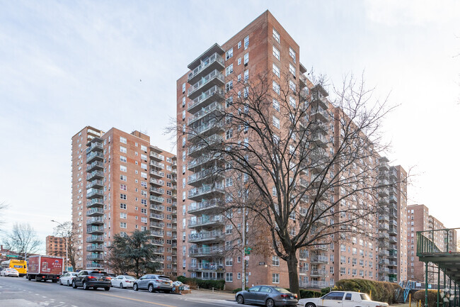 Building Photo - Harry and Jeanette Weinberg Apts.