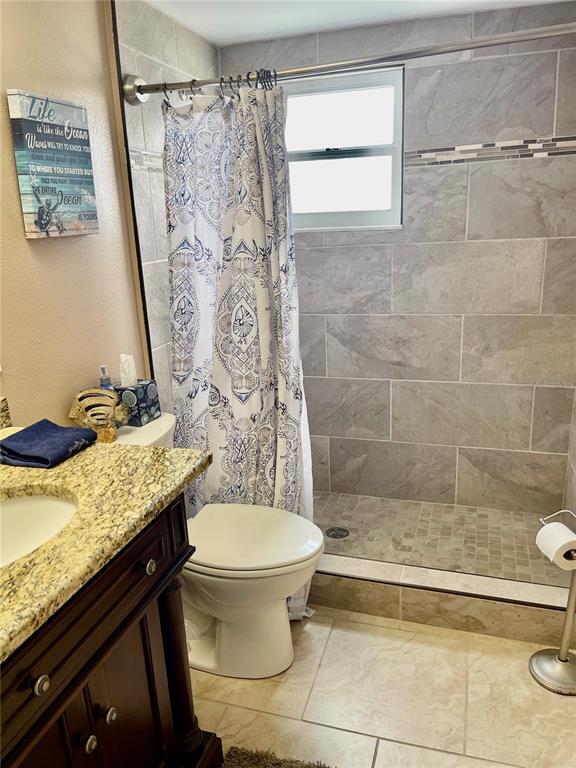 Building Photo - 4650 Cove Cir