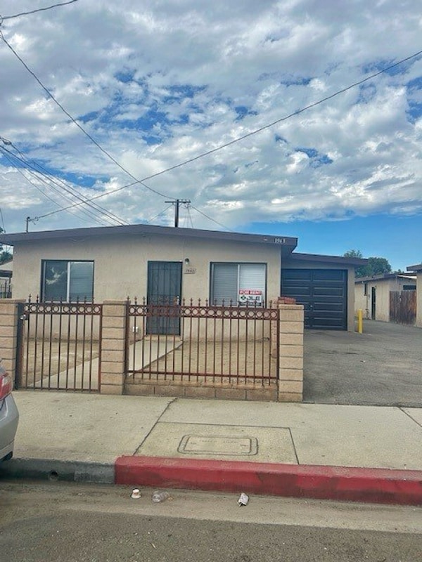 Photo - 1943 S Reservoir St (Pomona, CA)