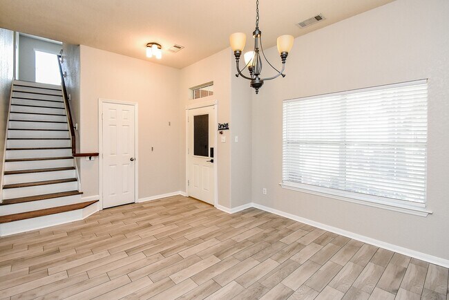 Foto del edificio - 14615 Cypress Cottage Ct