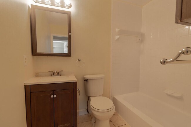 Bathroom - 5201 Newton St