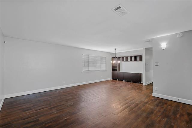 Building Photo - 2504 S Fielder Rd