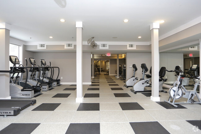 gimnasio - West Inman Lofts