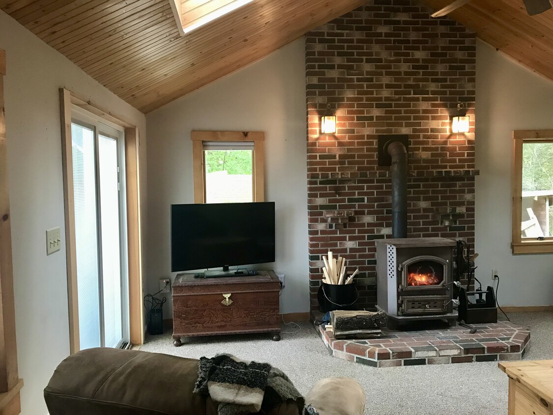 420 Mica Point Rd, Barrington, NH 03825 House Rental in Barrington