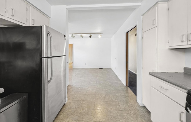 Foto del edificio - 4-Bedroom 2-bath in West Lafayette!