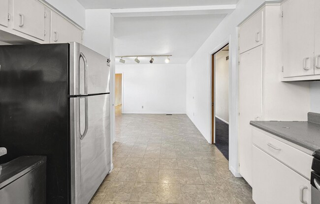 Foto del edificio - 4-Bedroom 2-bath in West Lafayette!