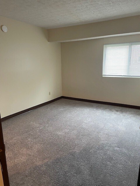Foto del edificio - Hickory Way Apartments