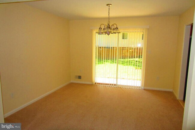Foto del edificio - 4898 Wheatstone Dr