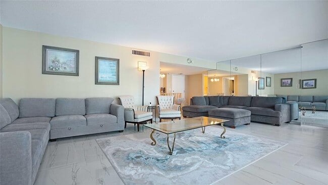 Building Photo - 4100 Galt Ocean Dr