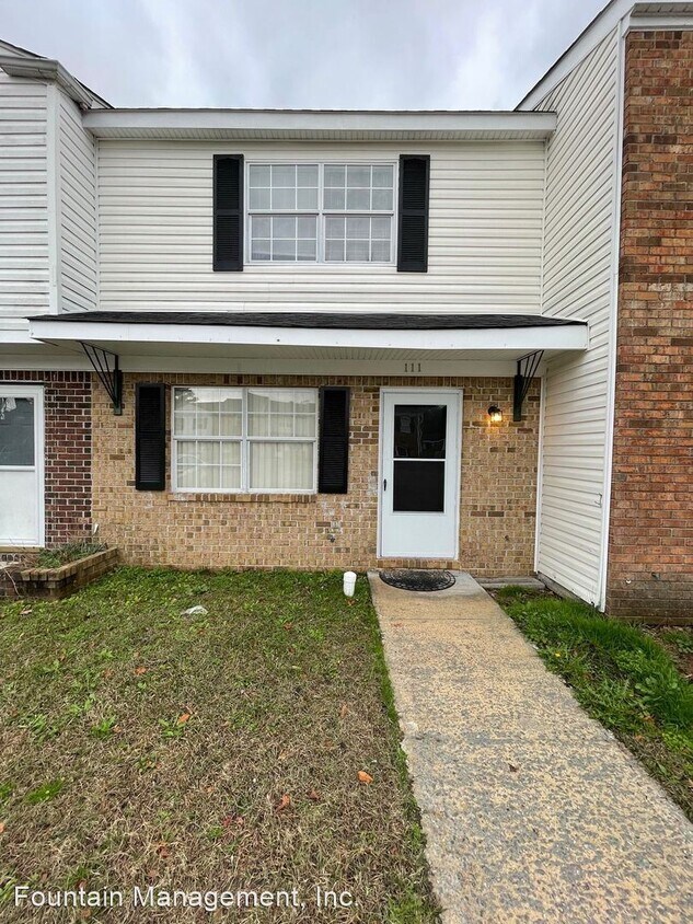 Primary Photo - 2 br, 1.5 bath House - 111 Villa Drive