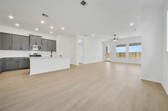 Foto del edificio - 42710 Loma Vista Ct