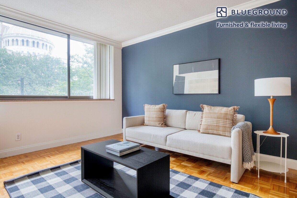 Foto principal - 221 Massachusetts Ave