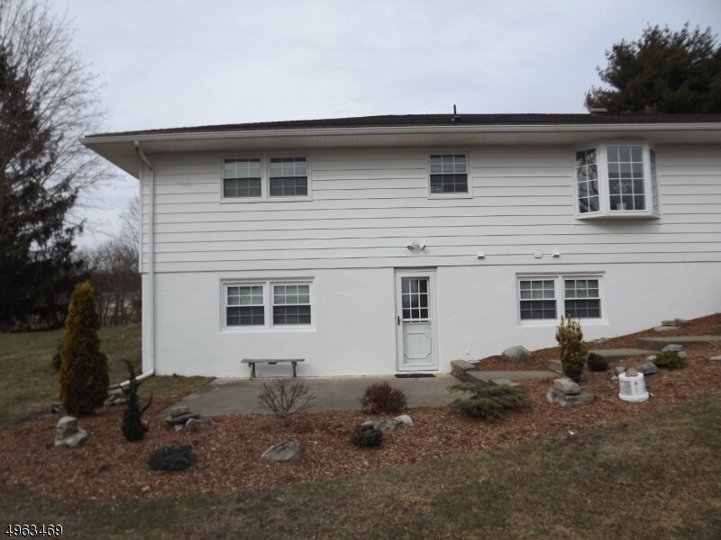 Foto principal - 56 Locust Lake Rd
