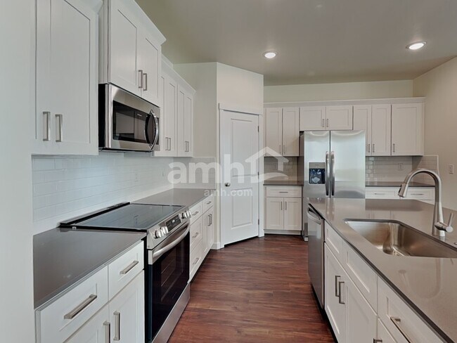 Foto del edificio - 9471 W Bowie Ct