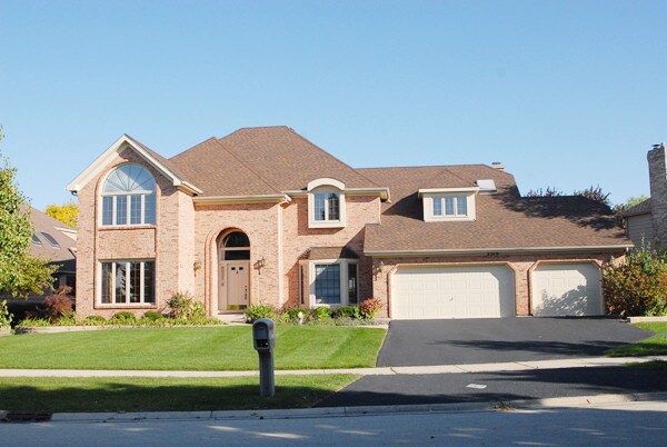 Foto principal - 2318 River Woods Dr