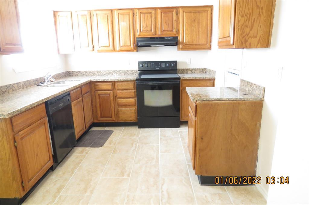 Primary Photo - 16354 Paiter St
