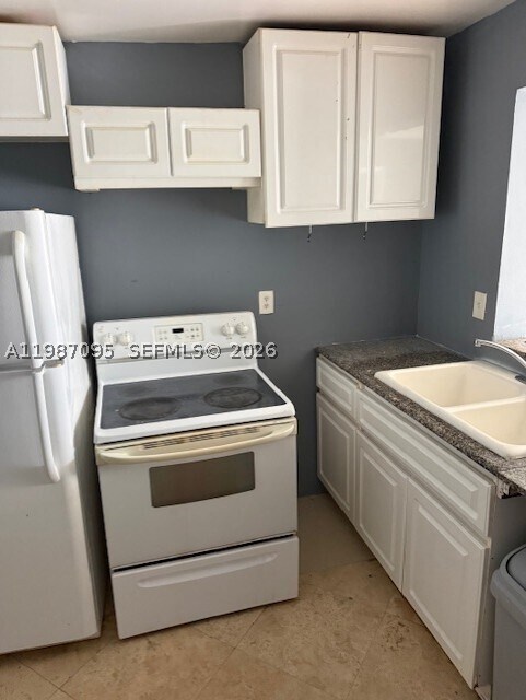 Foto del edificio - 488 NW 165th St