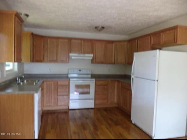 Building Photo - 730 Harless St