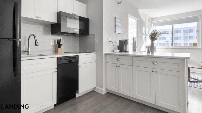 Foto del edificio - 305 Dr. M.L.K. Jr St S