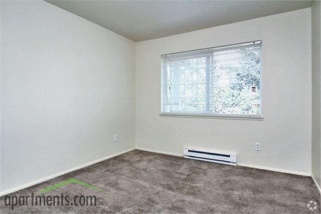 Bedroom - North Country Manor Apartments