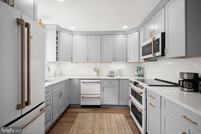 Foto del edificio - 3031 S Columbus St