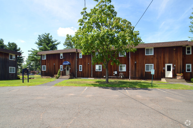 Building Photo - River Hollow Apartments