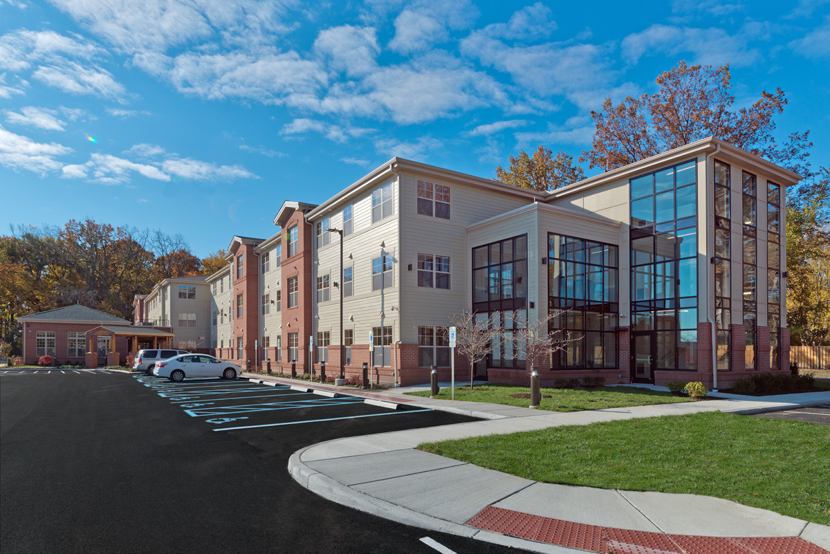 Primary Photo - Valley Bridge Apartments