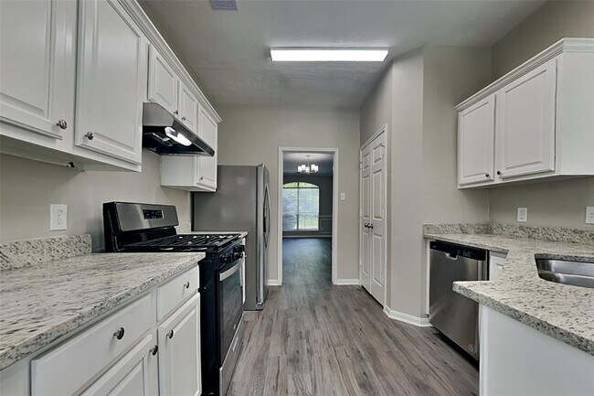 Foto del edificio - 17003 Fairway Glen Ln