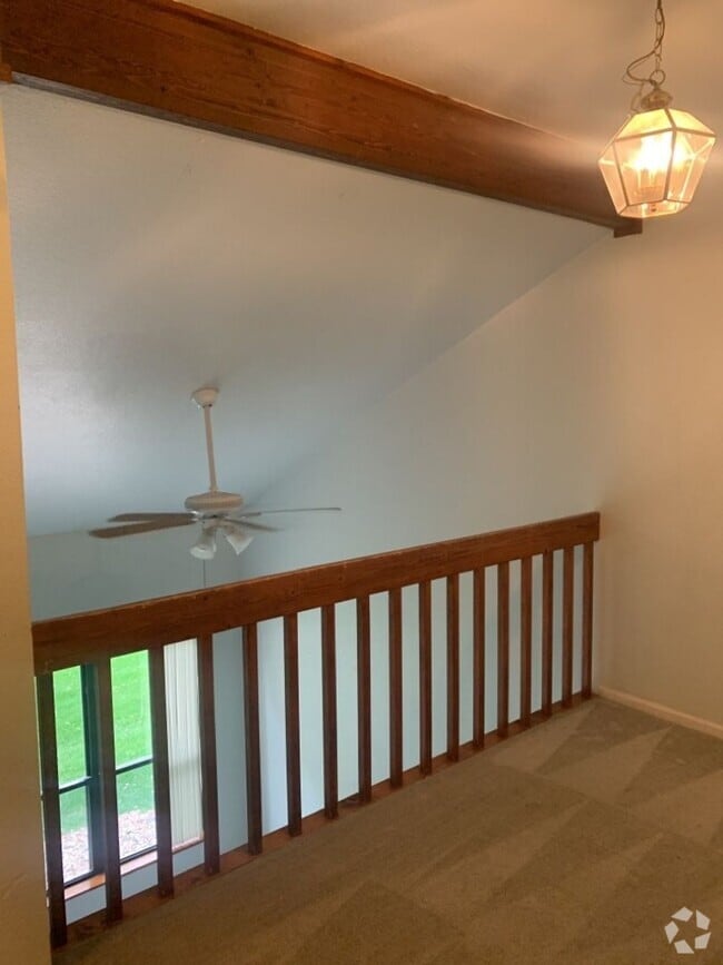Building Photo - 1036 Mirrormere Cir