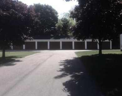 Building Photo - 329 Warner Rd