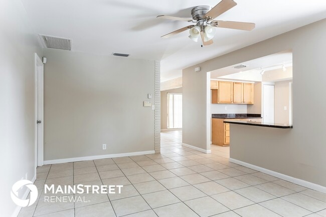 Building Photo - 1461 Wyndcliff Dr