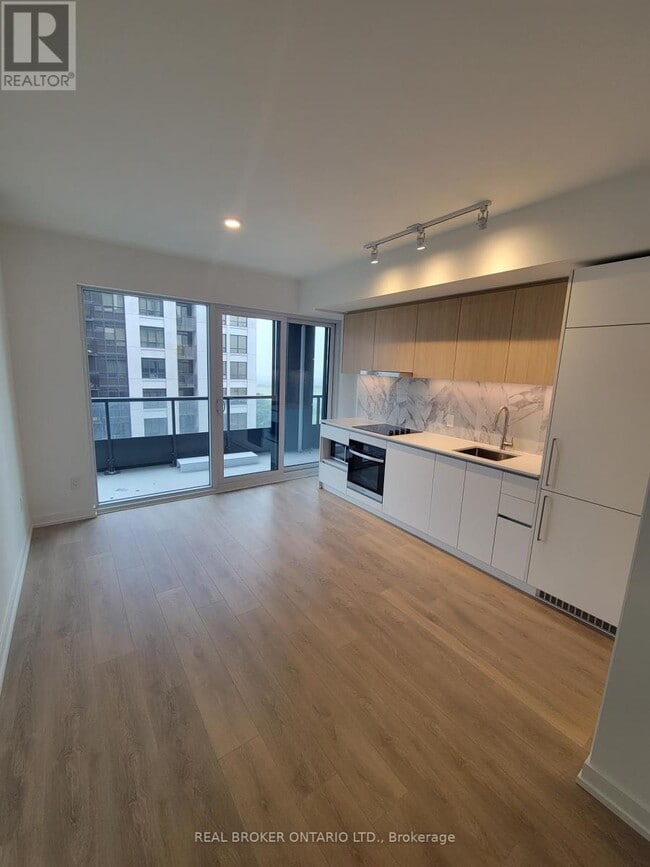 Building Photo - 1100 Sheppard Ave W
