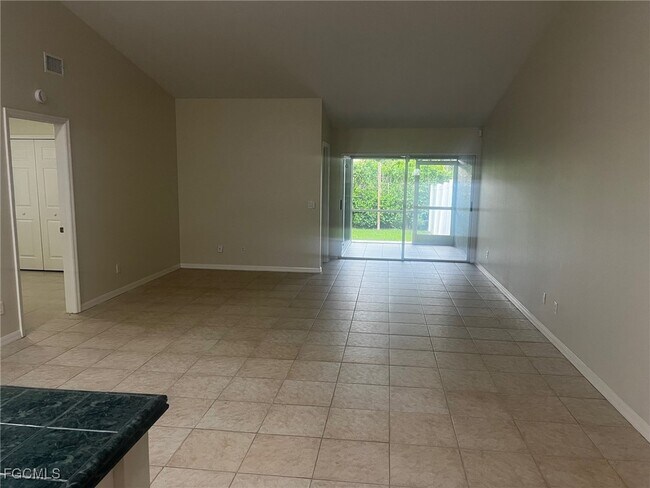 Foto del edificio - 4620 SW 7th Pl