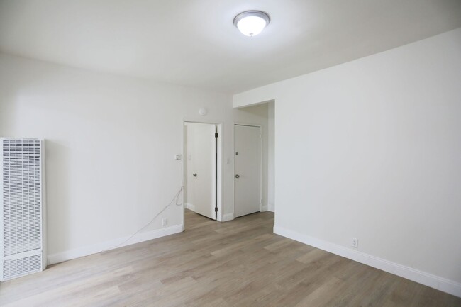 Building Photo - 1540 Hyde St