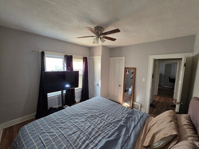 Foto del edificio - 2803 Avondale Ave
