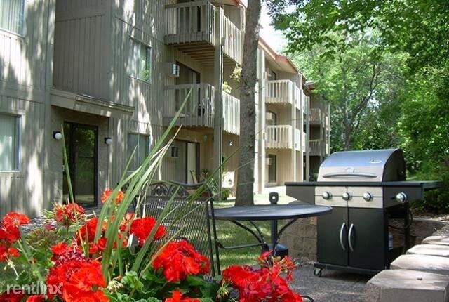 Foto del edificio - 10925 Wayzata Blvd