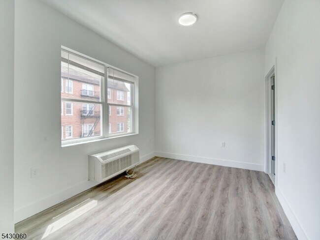 Building Photo - 1133-1133Stuyvesant Stuyvesant Ave.