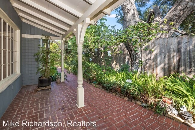 Building Photo - 2 br, 1 bath House - 2730 Puesta Del Sol