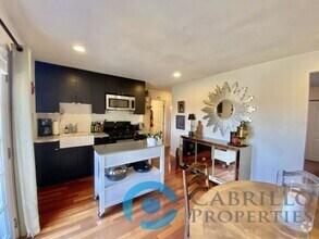 Building Photo - 3964 Manzanita Dr