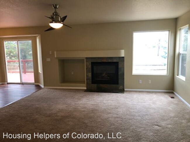 Building Photo - 3 br, 2.5 bath House - 1161 Fall River Circle