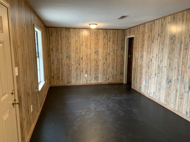 Foto del edificio - 614 N 13th Ave