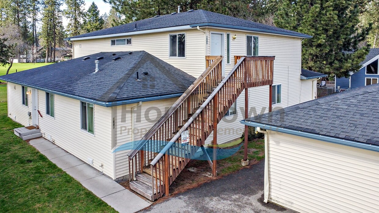 Primary Photo - 1845 Fairway Dr