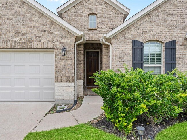 Building Photo - 4919 Bella Danielle Ct