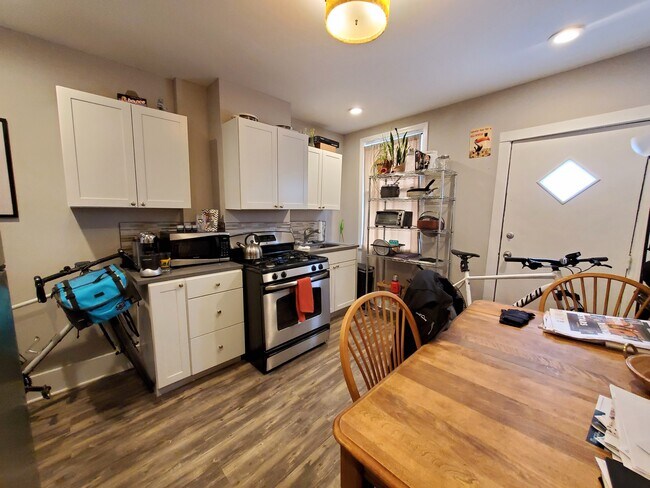 Foto del edificio - 4632 Modoc Way