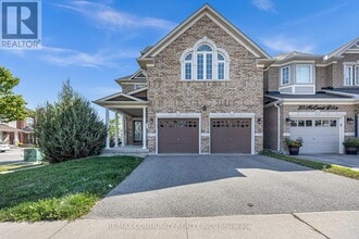 Building Photo - 35 McCourt Dr