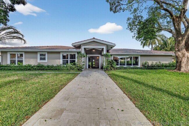 Building Photo - 937 SW 34th Ct