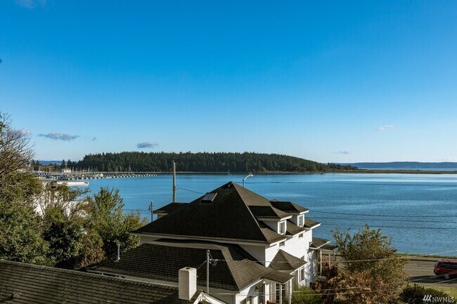 Marina View - 1199 SE 9th Ave