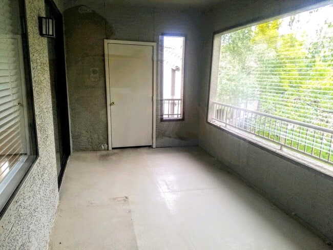 Foto del edificio - 15252 N 100th St