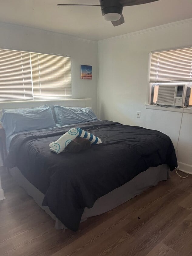 Building Photo - 1 Bedroom across from Ocean